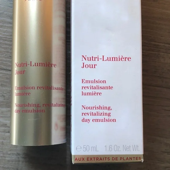 New Clarins Nutri-Lumière Day Emulsion (1.6 oz)